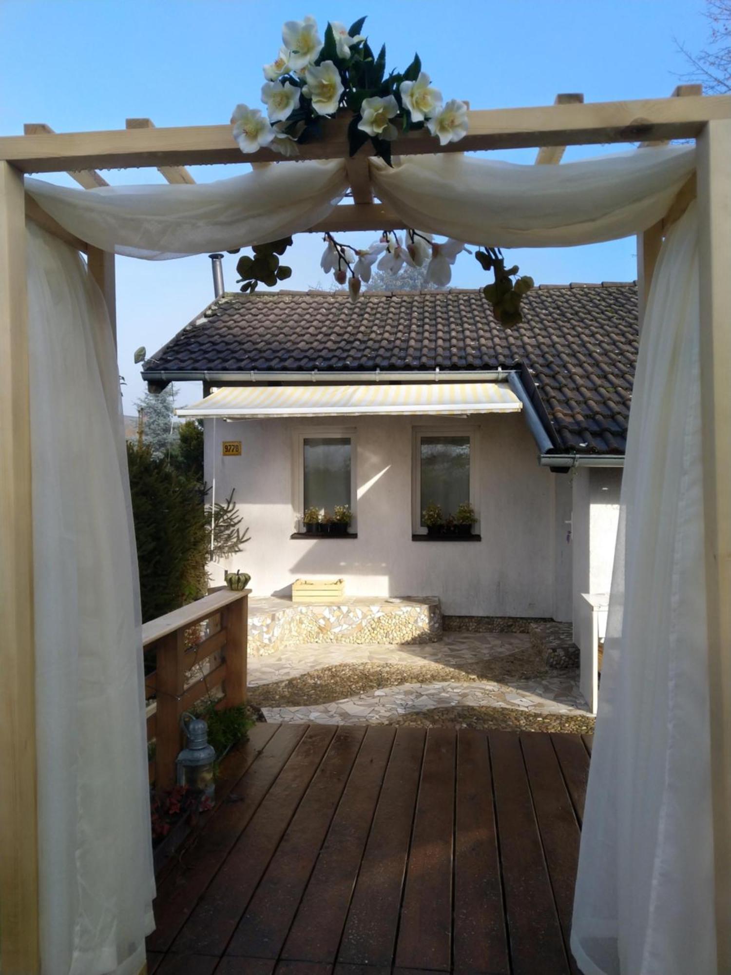 Apartmany Sharka -Sarka Justrova Decin Quarto foto